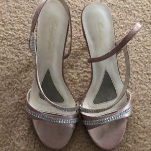 Women’s dress shoes